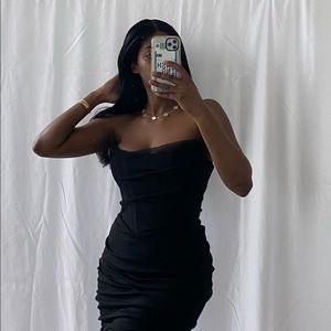 HouseOfCB Leila Dress in Black ❤️